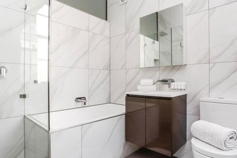 11w Elegance Stylish 3BD Heritage Terrace @TheRocks - Holiday Cairns 0