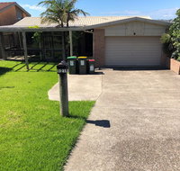 121 Montague Avenue Kianga - Holiday Cairns