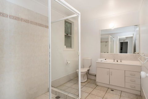 13 Brownell Drive Wategos Beach - Beach House - Holiday Cairns 2