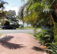 2 'Copacabana' 61 Sandy Point Road - cute unit with water views from the balcony - Holiday Cairns