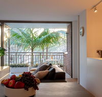 2 Bedroom Apt in Potts Point with Parking - Holiday Cairns