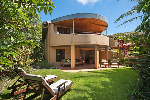 2/9 Marine Parade, Wategos Beach - Beachbound - Holiday Cairns 1