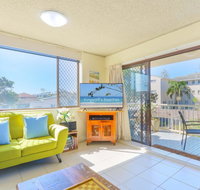 20 Kingsway 3 Bedroom Holiday Apartment - Holiday Cairns
