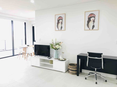 208 Kalina Apartments 2 Bedrooms - Holiday Cairns 1