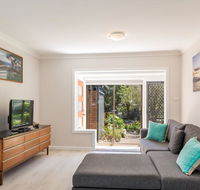 235 Mitchell Parade Mollymook - Holiday Cairns