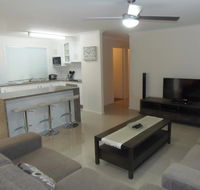 26 Kurana Street - Rainbow Beach Stroll To The Beach and Shops - Holiday Cairns