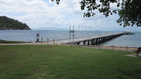 26 Picnic Street - Picnic Bay - Holiday Cairns 0