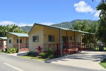 Cairns Crystal Cascades Holiday Park with Holiday Cairns