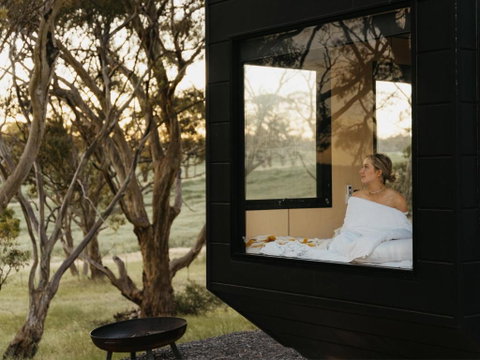CABN Clare Valley - Holiday Cairns 1