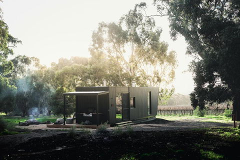 CABN McLaren Vale - Holiday Cairns 1