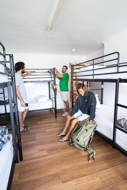 CALI Backpackers - Holiday Cairns 3