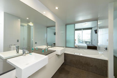 C Bargara Resort - Holiday Cairns 3