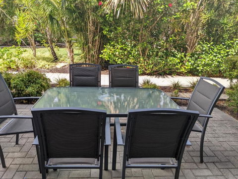 C Mandurah Apartment Resort - Holiday Cairns 1