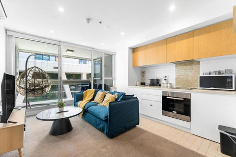 CBD 2BR Apt - Walkable - Holiday Cairns 0