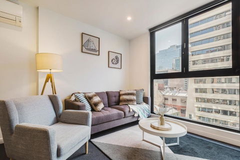 CBD Oasis Free Parking WiFi Theatre Chntwn Trams - Holiday Cairns 0