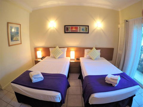 Crystal Garden Resort & Restaurant - Holiday Cairns 3