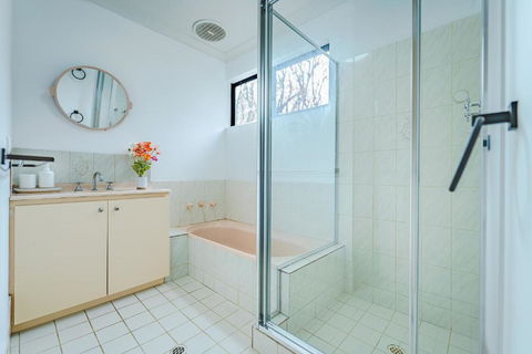 Dawesville Cosy Retreat - Holiday Cairns 3