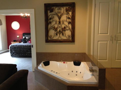 3 Kings Bed And Breakfast - Holiday Cairns 0