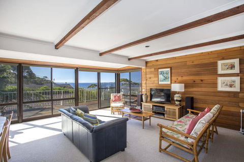 3 Shipton Cres - Heavenly Haven - Holiday Cairns 1