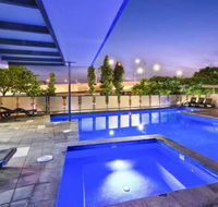 3br Stylish Apt CBD River  City Views SpaSaunaPoolNetflix - Holiday Cairns