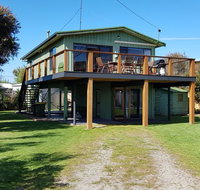 4 Bounty - Holiday Cairns