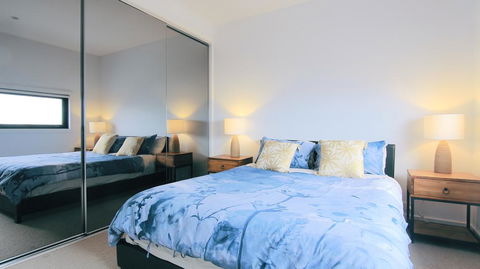 4 Free Paking 4Bed3Bath Deluxe Townhouse - Holiday Cairns 2