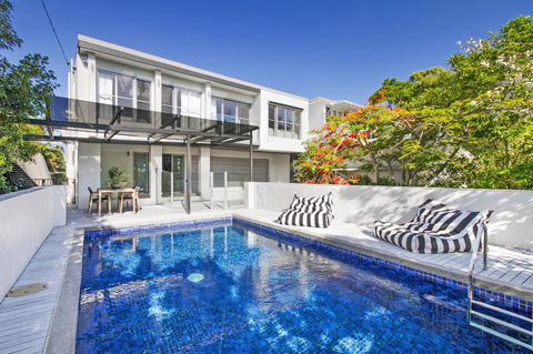 42 Bryan Street - Holiday Cairns 1