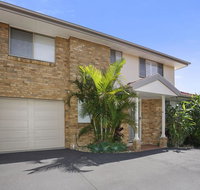 44 Oaks Avenue No4 - Holiday Cairns