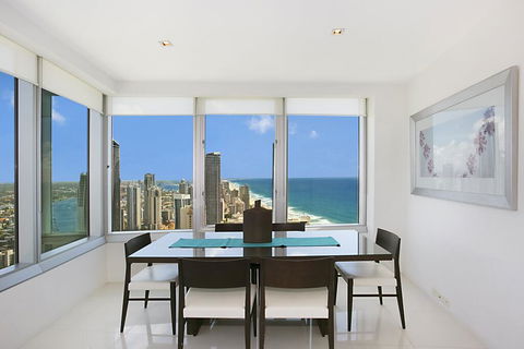 4701 At 9 Hamilton Ave By GCHS - Holiday Cairns 1