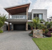 5 Liamina Avenue Apartment - Holiday Cairns