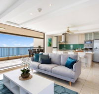 5  Apartment on The Esplanade - Holiday Cairns