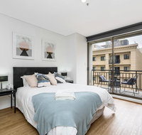 504 Perth CBD Huge and beautiful - Holiday Cairns