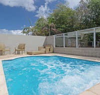 516 'Oaks Pacific Blue' 265 Sandy Point Road- private pool aircon WIFI - Holiday Cairns