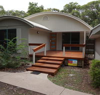 7 Belle Court - Rainbow Shores Huge Beach House Ducted Air Con Pets Welcome - Holiday Cairns