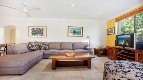 70 Lawson Street@Clarkes Beach - Holiday Cairns 0