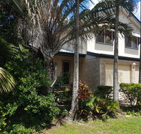 8 Hakea Place - Family Home on a Quiet Street Close to Beach  Shops Pet Friendly - Holiday Cairns