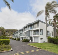 9 Cirrus  Fingal Bay - Holiday Cairns