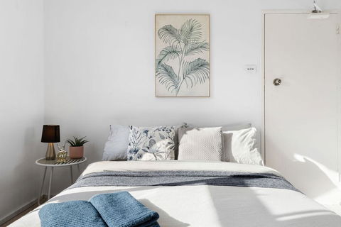 A Bright & Comfy Beach Studio, 5min Walk To Bondi Beach - Holiday Cairns 3