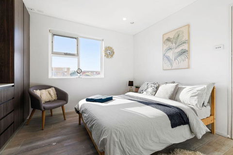 A Bright & Comfy Beach Studio, 5min Walk To Bondi Beach - Holiday Cairns 0