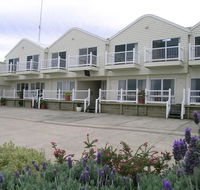 A Great Ocean View Motel - Holiday Cairns