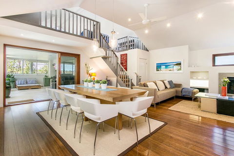 A PERFECT STAY - Beachcomber Blue - Holiday Cairns 2