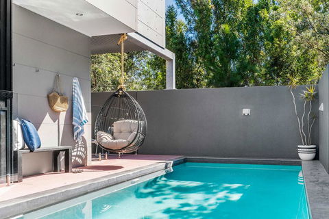 A PERFECT STAY - Catalina's - Holiday Cairns 3