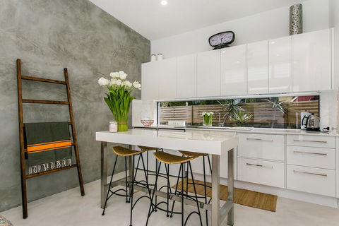 A PERFECT STAY - Studio 9 - Holiday Cairns 1