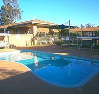 Aaron Inn Motel - Holiday Cairns