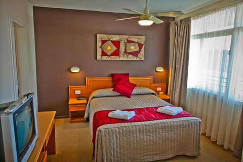 Abbotsleigh Motor Inn - Holiday Cairns 2