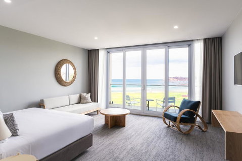 Abode Malua Bay - Holiday Cairns 1