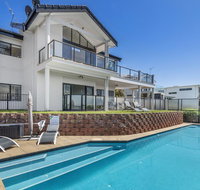 Above and Beyond - Beautiful Home with Pool - Holiday Cairns