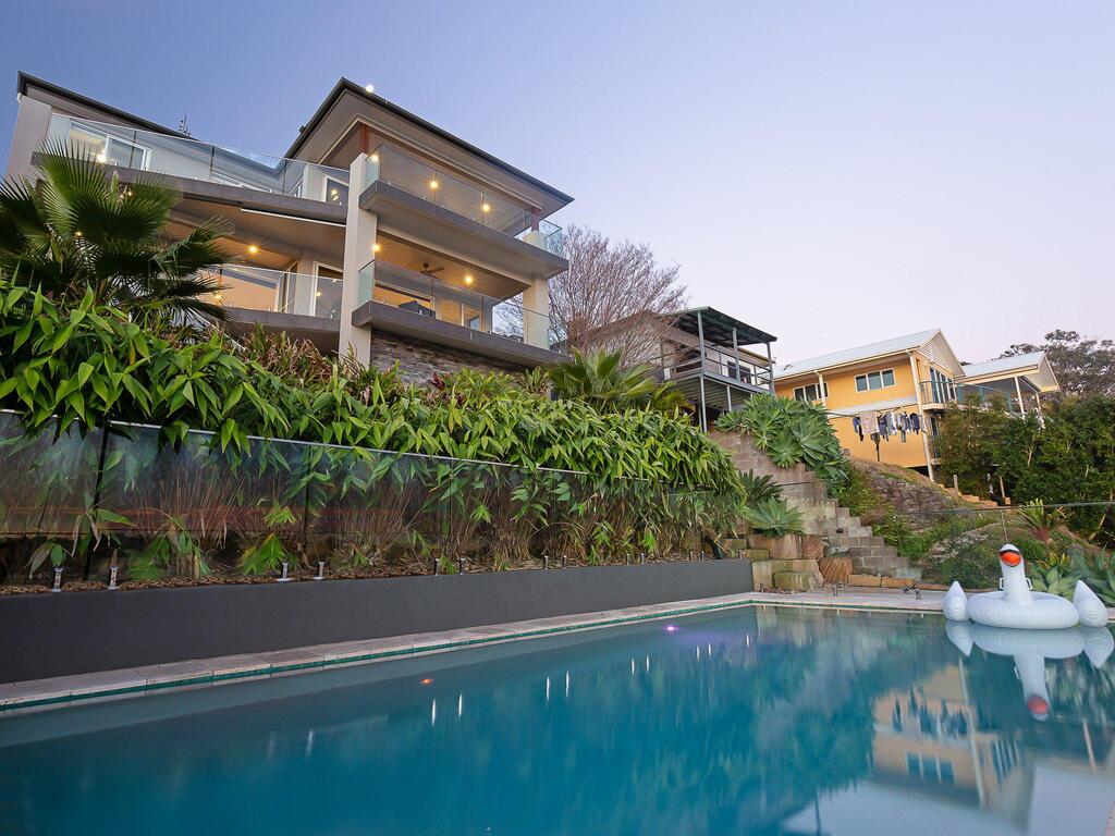 Awaba NSW Holiday Cairns