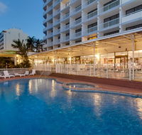 Acacia Court Hotel - Holiday Cairns