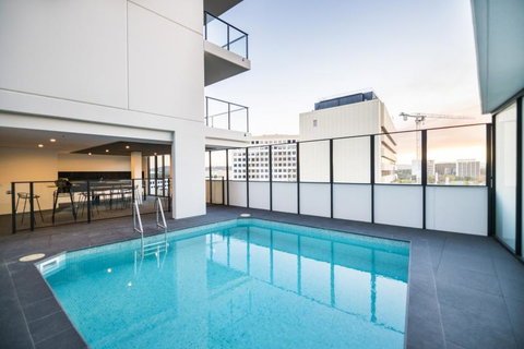 Accommodate Canberra - Highgate - Holiday Cairns 2